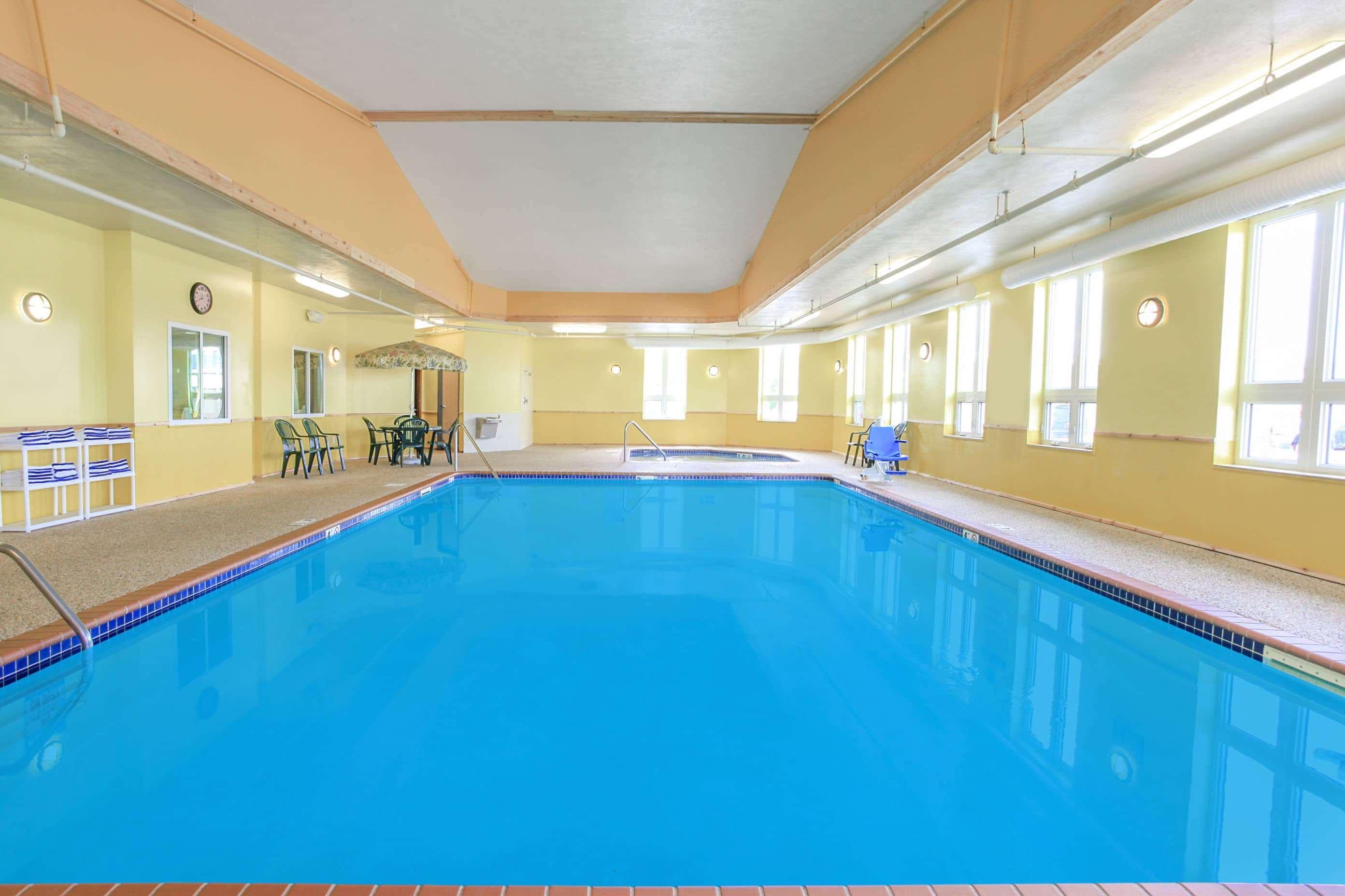 Super 8 By Wyndham Sault Ste. Marie Hotel Exterior photo