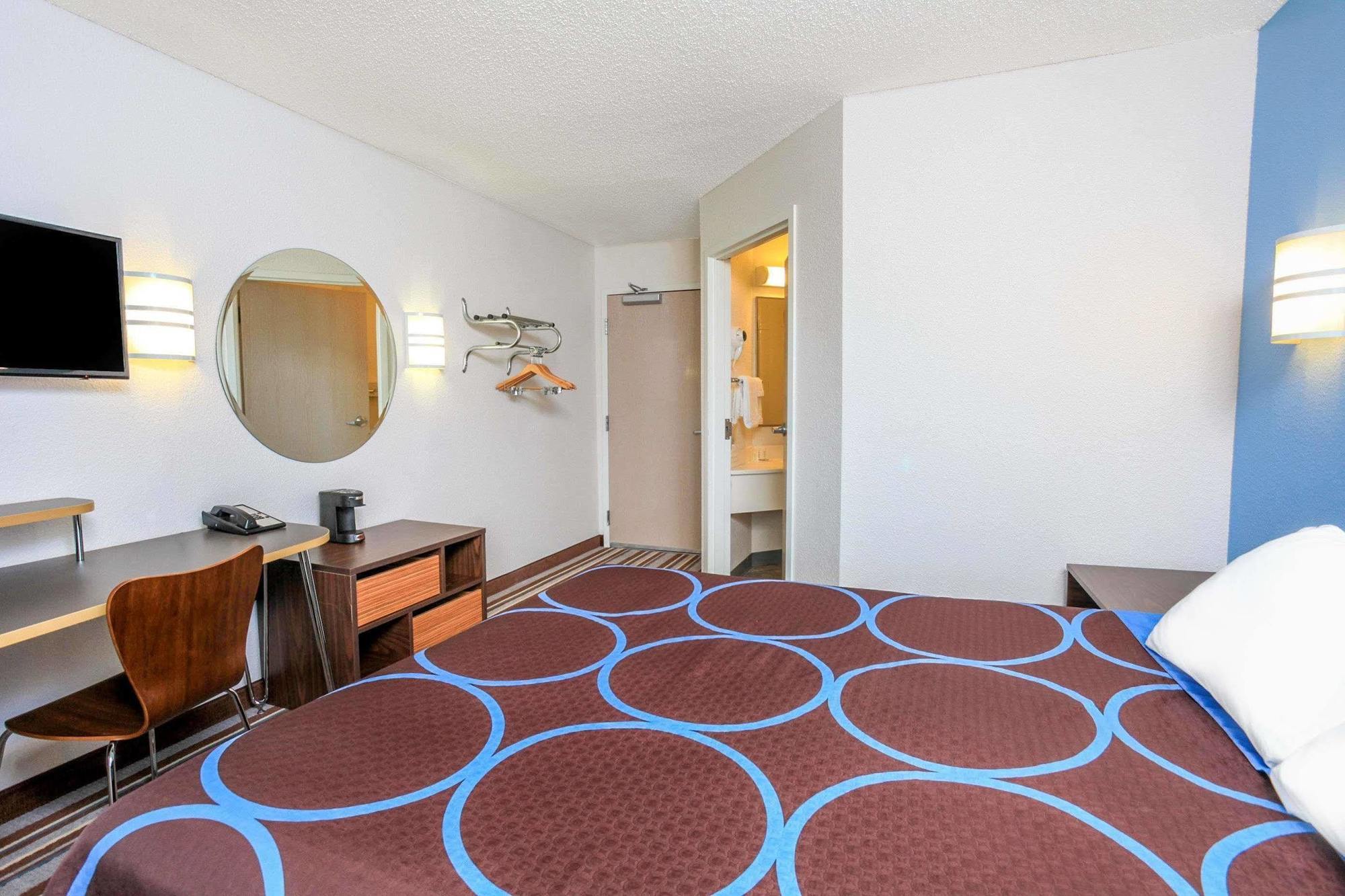 Super 8 By Wyndham Sault Ste. Marie Hotel Exterior photo